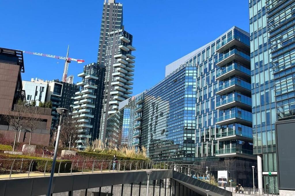 Modern Apartment - Walking Distance To Milan Central Station Экстерьер фото